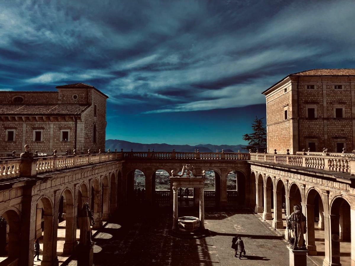 A Casa Di Tina Lägenhet Cassino Exteriör bild
